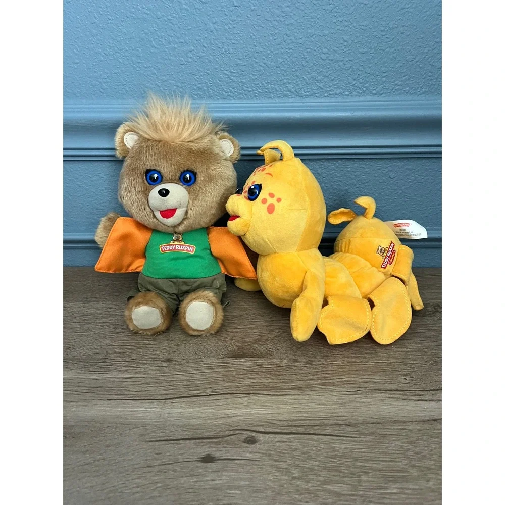 Teddy Ruxpin Grubby the Bug‎ Plush Toy 2016 Alchemy II Inc Both Work